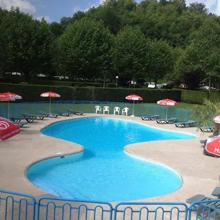 Les 4 Saisons Hotel 3*