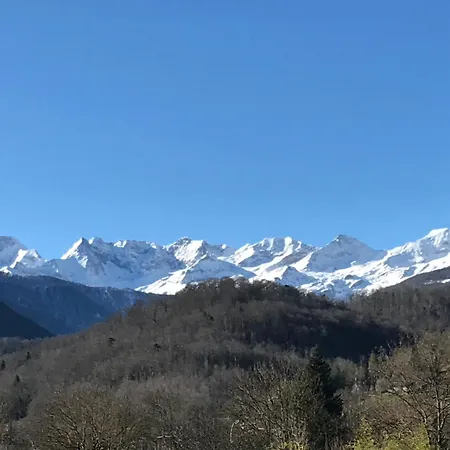 Les 4 Saisons Hotel Oust