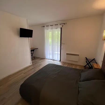 Les 4 Saisons Hotel Oust