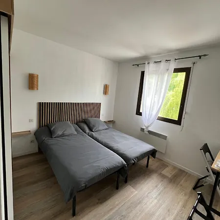 Les 4 Saisons Hotel 3*