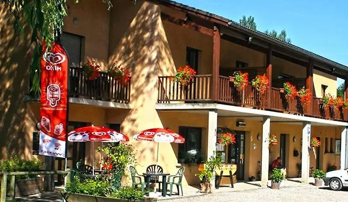 Les 4 Saisons 3* Oust