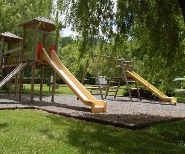 Les 4 Saisons 3* Oust