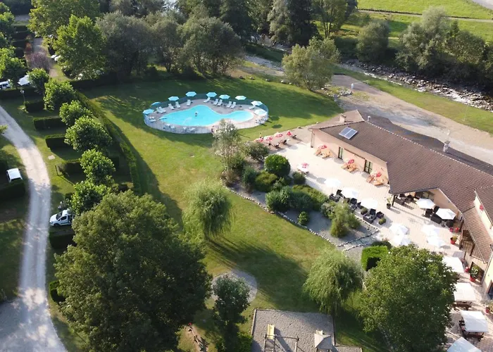 Les 4 Saisons 3* Oust