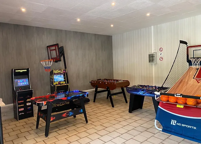 Les 4 Saisons Hotel 3*