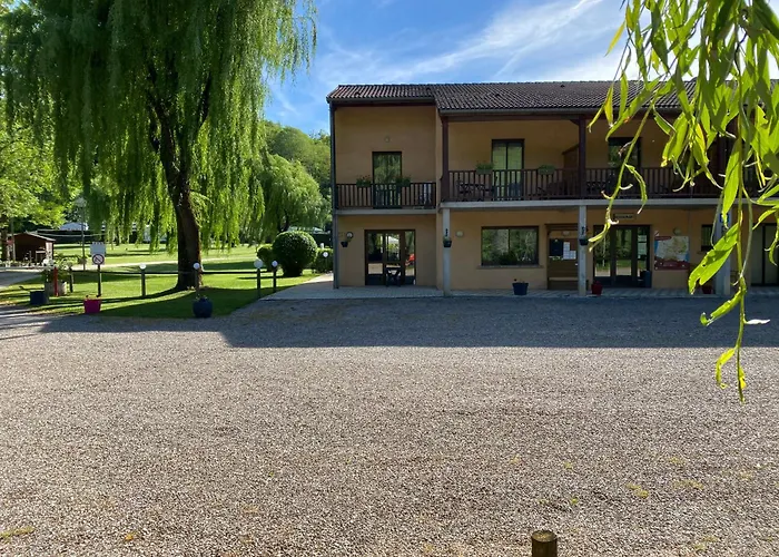 Hotel Les 4 Saisons 3*