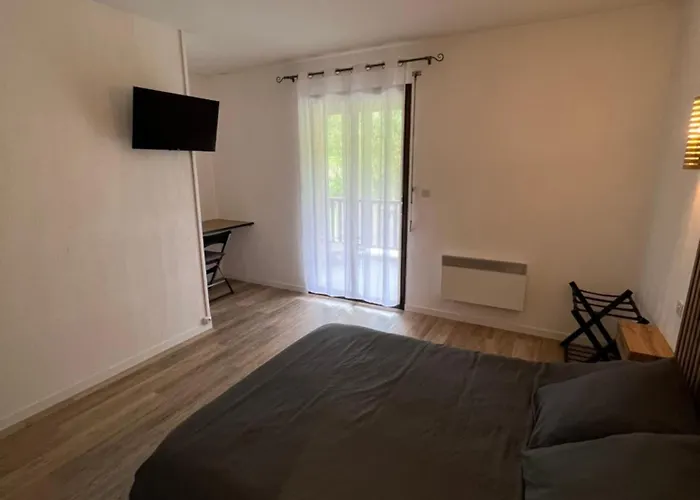 Les 4 Saisons Hotel Oust