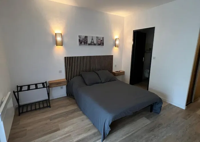 Les 4 Saisons Hotel 3*