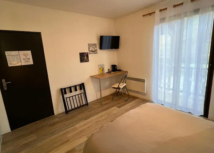 Les 4 Saisons Hotel Oust