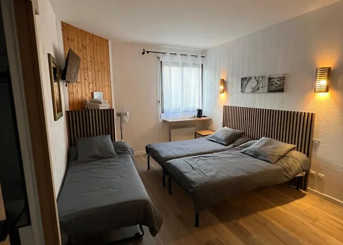 Les 4 Saisons Hotel 3*