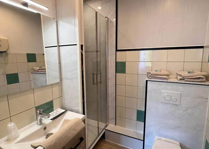 Les 4 Saisons 3* Oust